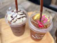 จิบกาแฟชมหมอก ที่ Magic Mountain Cafe