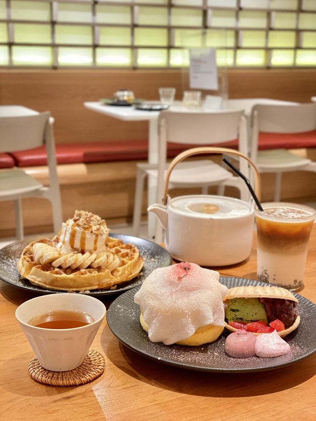 👩🏻‍🍳藍帶廚師主理。梳乎厘班戟🥞