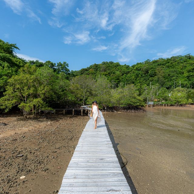 รีสอร์ทริมทะเลจันท์สุดน่ารัก มีอ่าง Jacuzzi🏝️