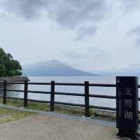 神秘寶石藍，風景如畫，北海道之寶——支笏湖！ 
