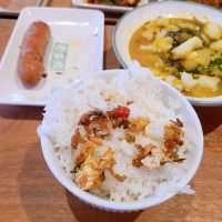 一副高攀不起的餐廳～人均只係30！酸菜魚辣椒炒肉都有齊！