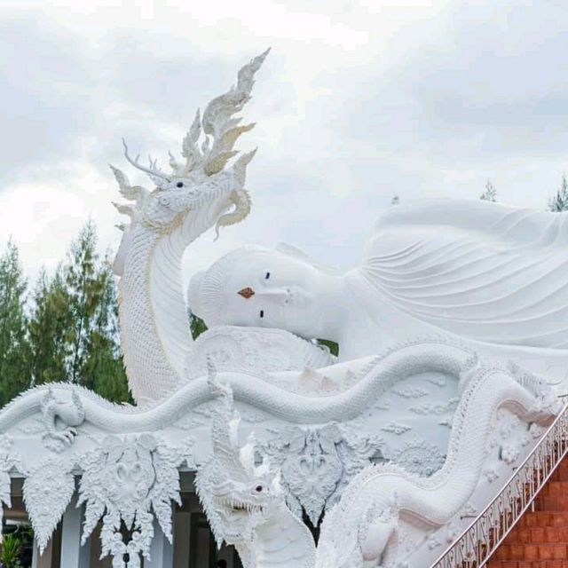 วัดดอนขนาก จังหวัดนครปฐม