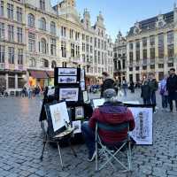 Grote Markt’s Architectural Tapestry!