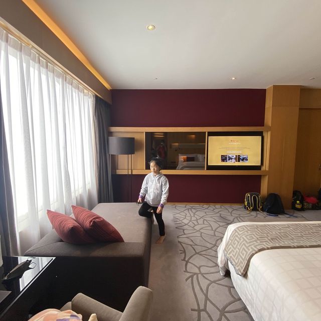 MAXIM EXECUTIVE KING at Highland Hotel