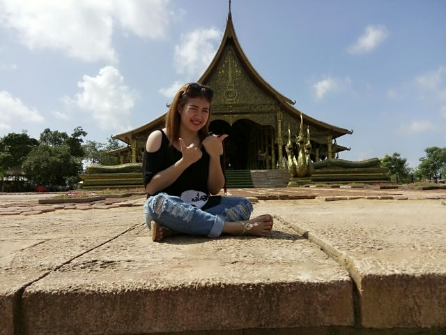 วัดสิรินธรวรารามภูพร้าว