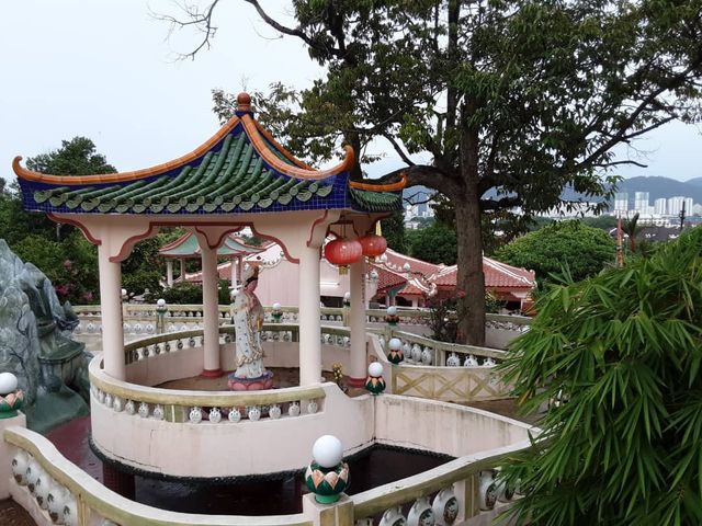 Sam Poh Footprint Temple  ⛩️👣