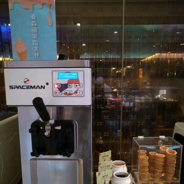 礁溪長榮鳳凰酒店桂冠自助晚餐