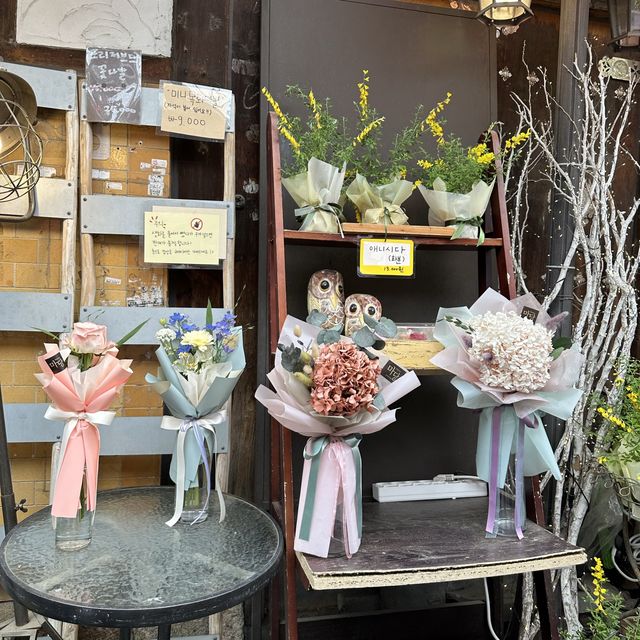 Ikseon-Dong Hanok Village