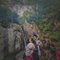 "Ancient Footsteps: "Along the Wuyue Trail"