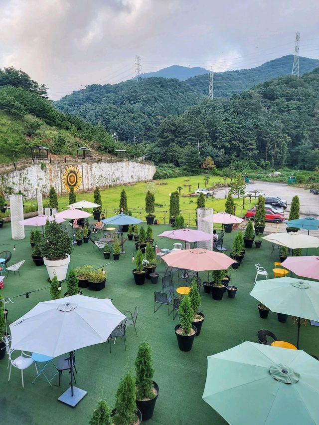 도심속 외곽 마운틴뷰 즐기는 카페 도시정원☕️