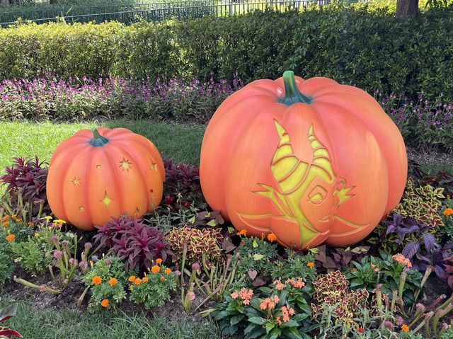 Disney Halloween Time 玩轉大街派對