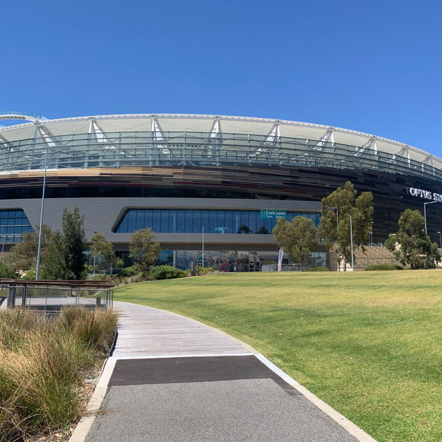 Perth | Stunning view of Matagarup Bridge at City View Cafe 