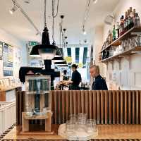 The Monocle Caf'e 