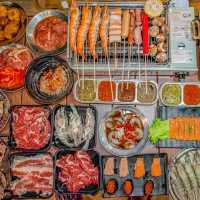 บุฟเฟ่ต์หมูกระทะบนดาดฟ้ามีอาหารทะเลดอง