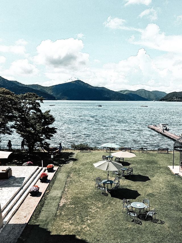 眺望蘆之湖和富士山美景之箱根富士屋酒店湖景別館🗻