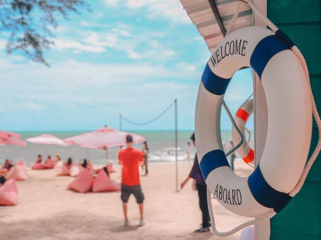 Tutu Beach (ทูทู่บีช) 