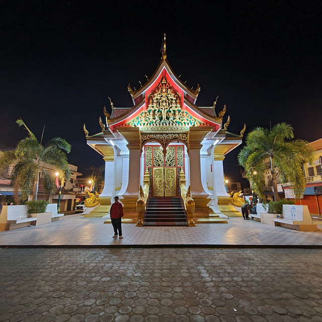 หอเสาหลักเมืองท่าแขก