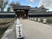 長野・松本。国宝『松本城』   