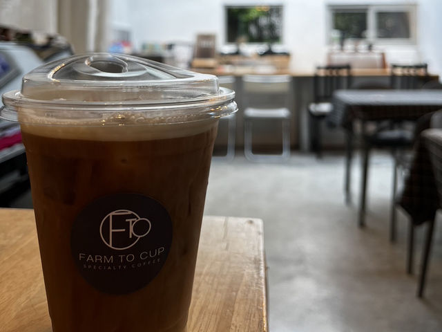  Farm to Cup (ฟาร์ม ทู คัพ) 