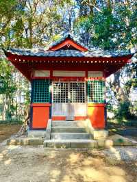 【鹿島神宮北の一之鳥居と戸隠神社/茨城県】神戸森に佇む朱塗りの鳥居