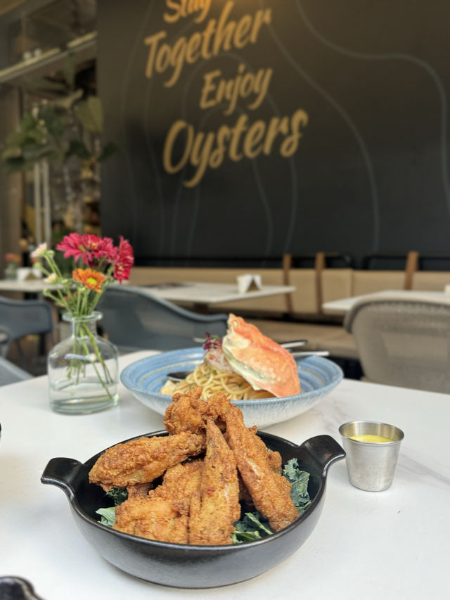 週末來一場微醺的法式約會 💕 生蠔 Bistro