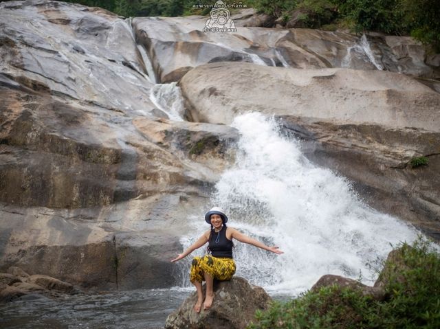 น้ำตกกะโรม นครศรีธรรมราช