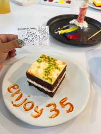 Fun cafe!