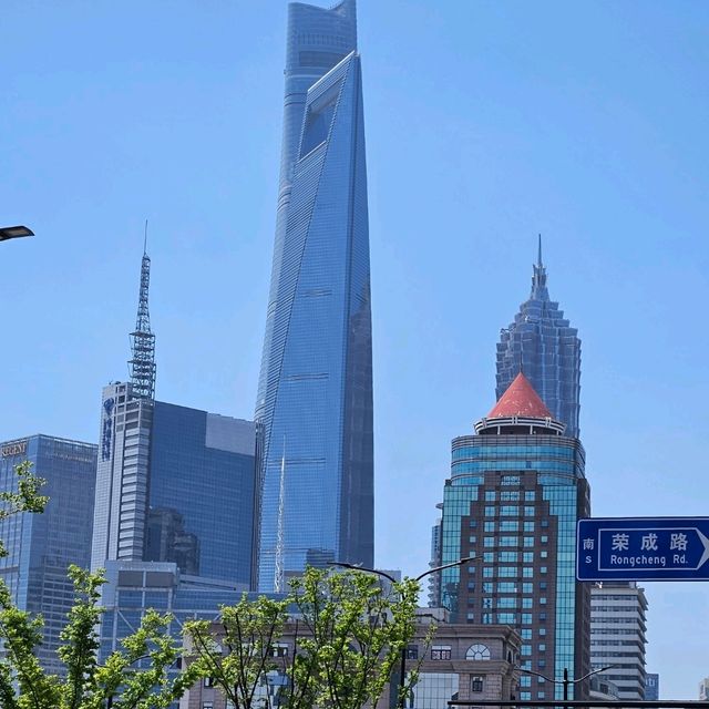 上海海神大酒店50樓旋轉餐廳體驗