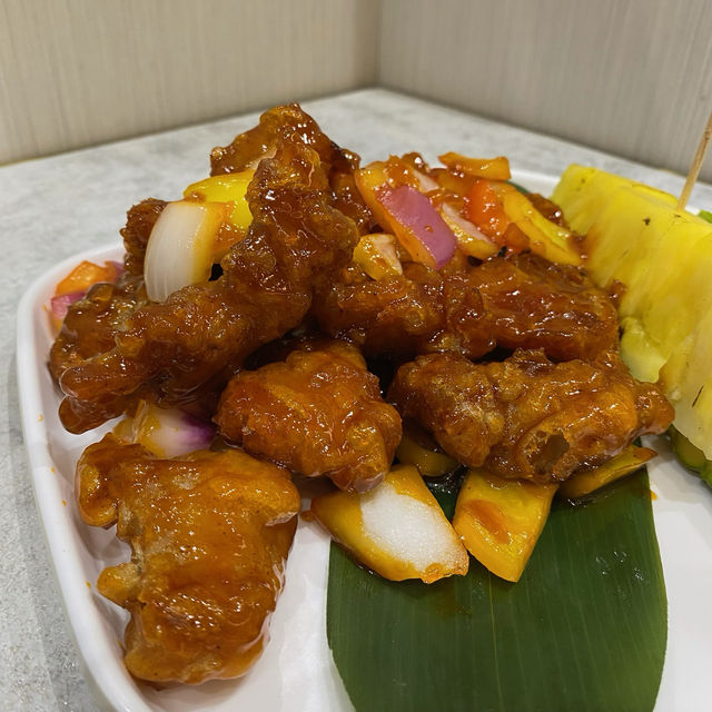 北角四寶食堂 養生燉湯套餐$88起，加購前菜+飲品$28。食到飽飽兩人$250左右