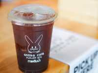 Antika Café & Resort ที่พักริมน้ำสระบุรี