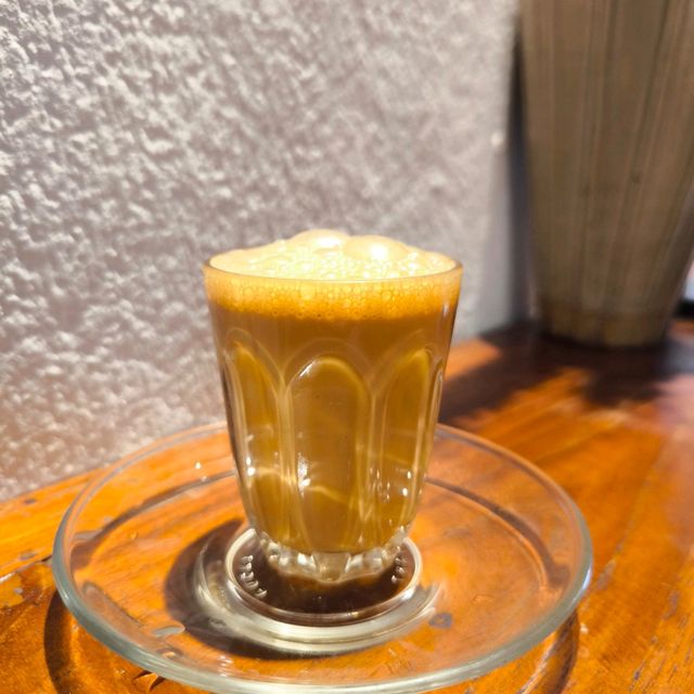 Zinme tea house ชาและอาหารเมียนมาร์ย่านวัดเกต