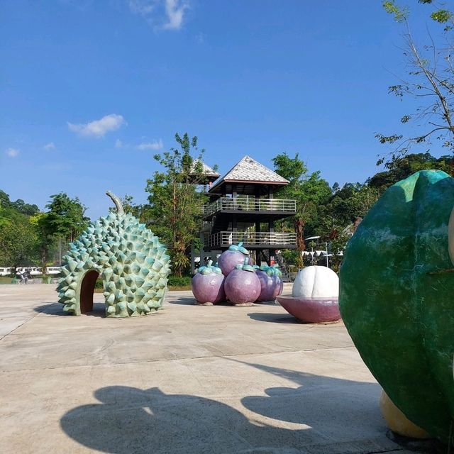 แห่งท่องเที่ยว จุดเช็คอินเขาช้างสี 
