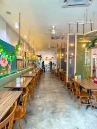 Pho Real: Saigon Bowl on Beach Street 