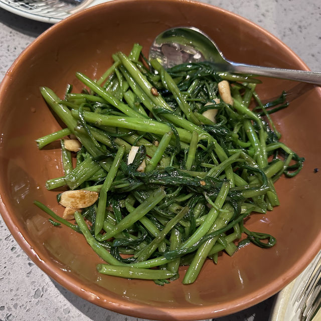 T21泰式美食必吃!KUB KAO KUB PLA 吃飯吃魚 