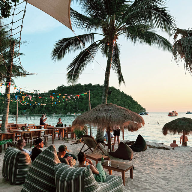 MonkeyBar อ่าวบางเบ้า เกาะกูด 