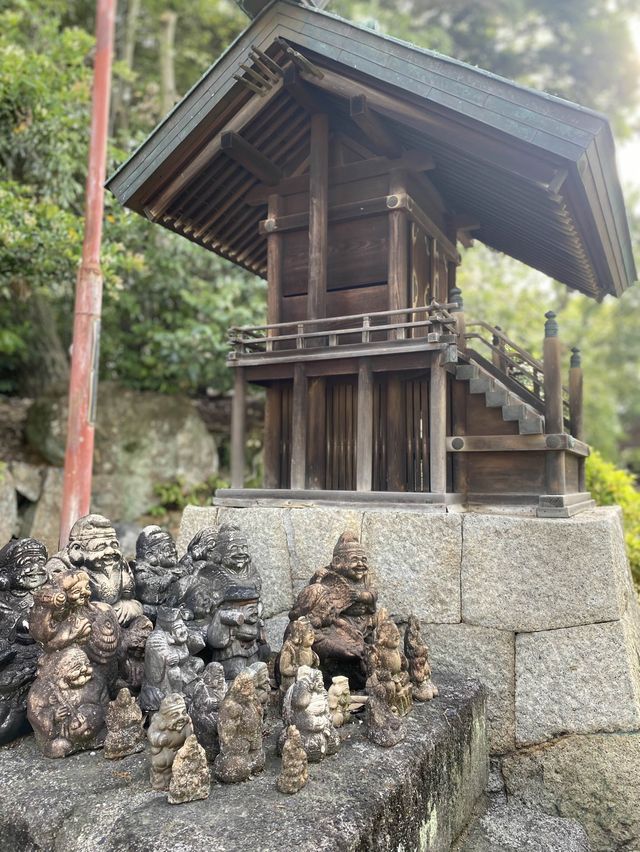 【倉敷】ミニ石像の大黒様と戎様