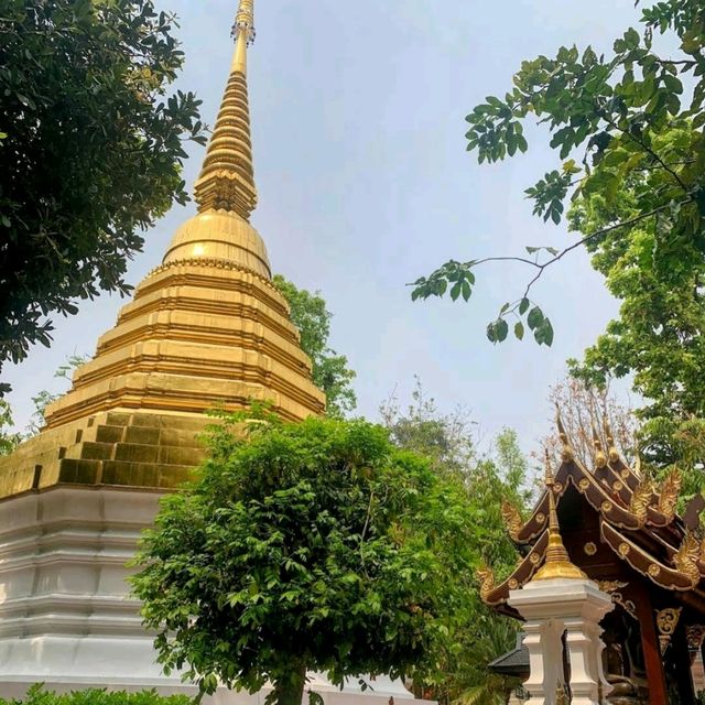 ไหว้พระแก้ว ที่พระอารามหลวงแห่งล้านนา - เชียงราย