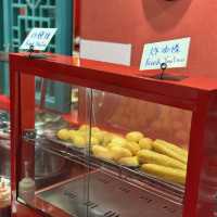 「臺北景點，DIY冰粉及自助海鮮吸引眼球」