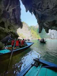 Fantastic & memorable nature wonder tour to Ha Long Bay, Hanoi 