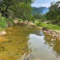 ความสุขท่ามกลางธรรมชาติที่ธารน้ำพุร้อนปลายพู่