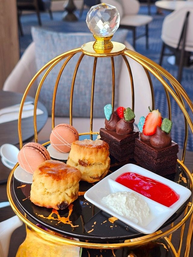 Afternoon Tea at Crowne Plaza Penang Straits City: A Delightful Experience