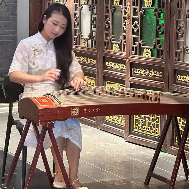 深圳… 不一樣的景點的文化火鍋店