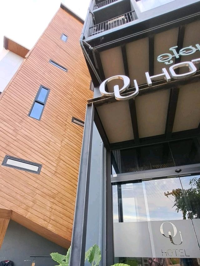 รีวิว OU Hotel