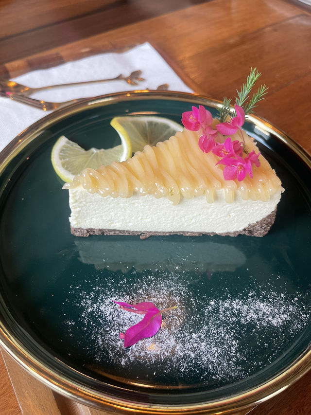 คาเฟ่ริมทะเล จันทบุรี - Sae Horadee🍰