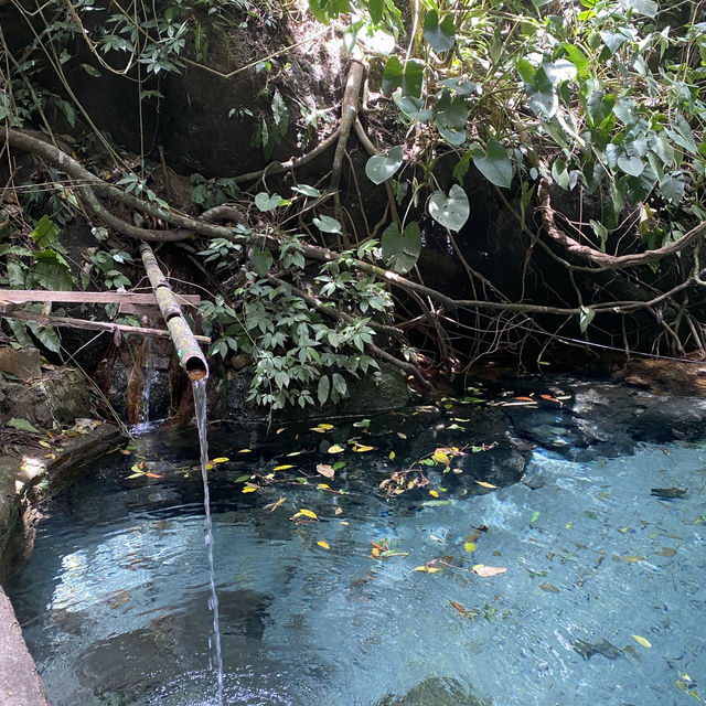 Crystal Spring Water Bathing 🩵