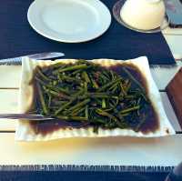 กินลมชมสะพาน Khinlomchomsaphan  