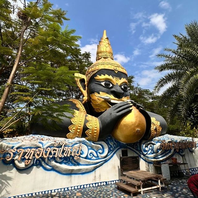 🏞 วัดเขาสูงแจ่มฟ้า