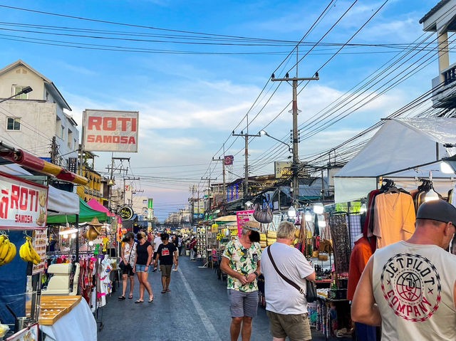 ตลาดโต้รุ่งหัวหิน จุดเช็คอินสุดชิลที่ห้ามพลาด! 🌙