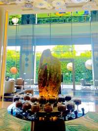 คาเฟ่อวกาศ Oort Cloud Tea Room