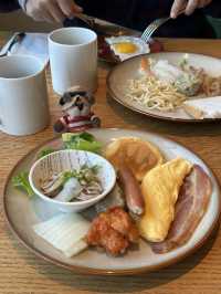 【台北松山】飽覽城市景觀的自助早餐🍴酒店餐廳介紹